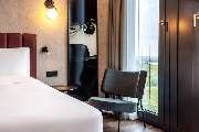 Radisson Blu Hotel at Porsche Design Tower Stuttgart - Standard Room - Vineyard View