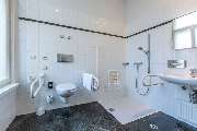 Radisson Blu Schwarzer Bock Hotel, Wiesbaden - Accessible Room - Bathroom