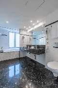 Radisson Blu Schwarzer Bock Hotel, Wiesbaden - Junior Suite - Bathroom