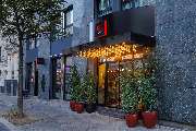 Radisson RED Berlin Kudamm - Entrance