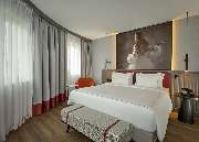 Radisson RED Berlin Kudamm - Premium Room