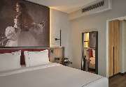 Radisson RED Berlin Kudamm - Premium Room