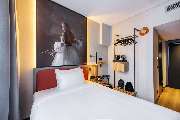 Radisson RED Berlin Kudamm - Single Standard Room