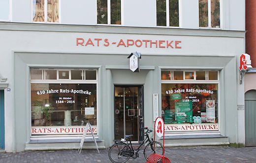 Rats-Apotheke - Aussenansicht der Rats-Apotheke