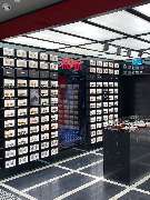 Ray-Ban - GALLERY