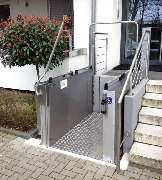 REAL Treppenlift Bielefeld - Fachbetrieb | Senorenlifte | Plattformlifte - GALLERY