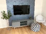 Renovierung E. Dilek - Sanierung einer 2-Zimmer Wohnung in Stuttgart mit Blick auf die TV Wand