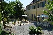 Residenz im Jagdschloss - Unser Rhododendron-Garten für Familienfeste mit angrenzenden Kinderspielplatz.