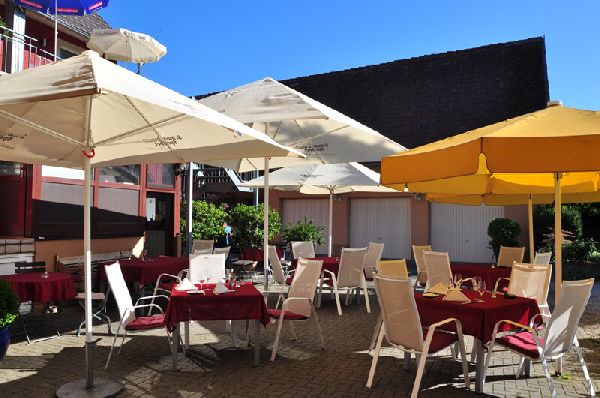 Restaurant Zum Bären - Norsingen - Biergarten