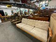 Reterior Fabrik Second-Hand Einrichtungshaus - GALLERY