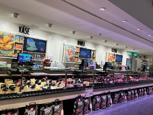 REWE - REWE Carl-Bellmer-Straße 4-6 Frischetheke 2