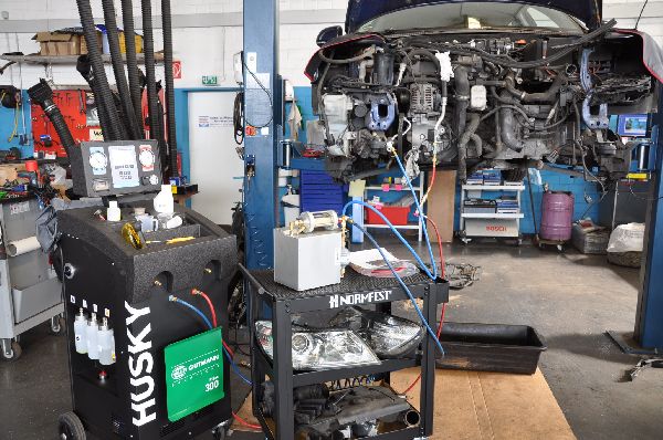Robert Jeromin Bosch Car Service - GALLERY