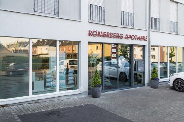 Römerberg-Apotheke - Aussenansicht der Römerberg-A …