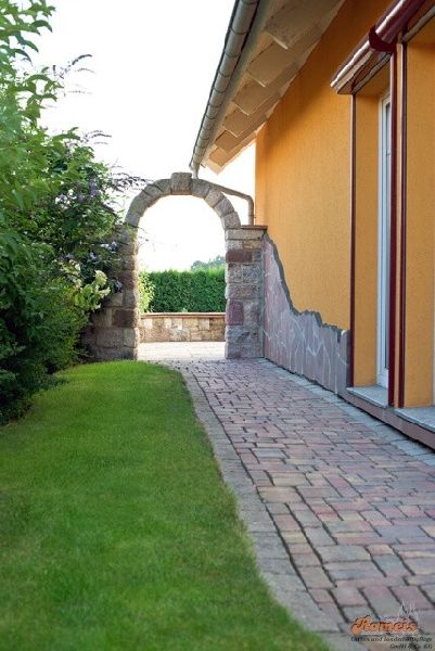 Romeis Garten- u. Landschaftspflege GmbH & Co. KG  …