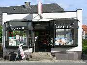 Rosen-Apotheke - Aussenansicht der Rosen-Apotheke