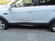 SBA KFZ Sachverständigenbüro Azadmanesh - Chevrolet Captiva Schadenbreich Tür vorne und hinten links.