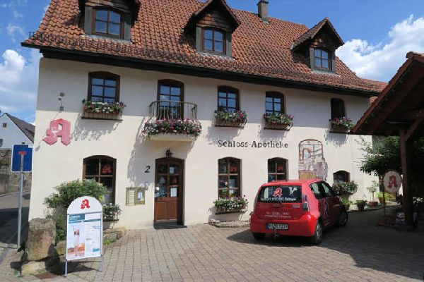 Schloß-Apotheke - Aussenansicht der Schloß-Apothek …