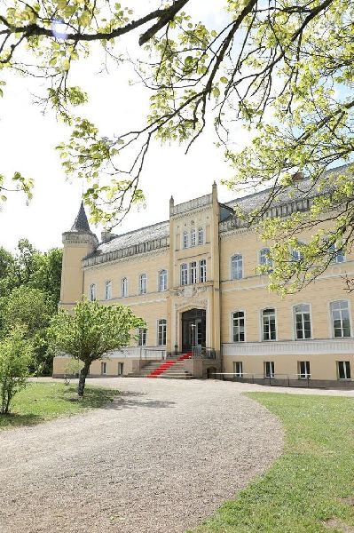 Schloss Kröchlendorff e.V. - GALLERY
