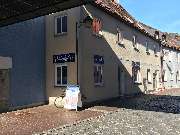 Schülerhilfe Nachhilfe Erding - Außenansicht der Schülerhilfe Erding mit Aufsteller