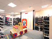 SCHUH OKAY - GALLERY