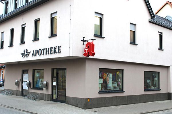 Schwanen-Apotheke - Aussenansicht der Schwanen-Apo …