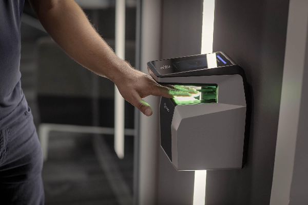 Securitas Technology - Zutrittskontrolle in einem  …