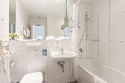 Seehotel Frankenhorst, BW Signature Collection by Best Western - Guest room bath