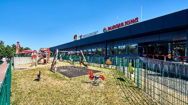 Serways Raststätte Brokenlande - GALLERY