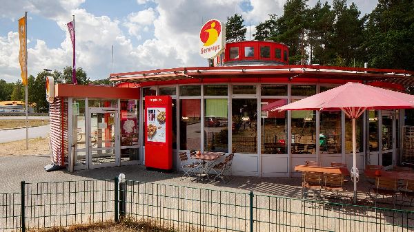 Serways Raststätte Prignitz Ost - GALLERY