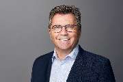 SIGNAL IDUNA Versicherung Bezirksdirektion Döbler&Voß GmbH - Versicherungsagentur - Als ehemalige Führungskraft wechselte Rainer Englert 1997 zur Signal Iduna Döbler&Voß nach Gütersloh. Er ist Experte für den Bereich der gewerblichen Sachversicherung.