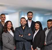 SIGNAL IDUNA Versicherung Cihan Volkan Caykara - Versicherungsagentur - Gruppenfoto Team Caykara