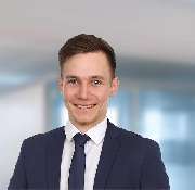 SIGNAL IDUNA Versicherung Marcel Kleine-Beek - Versicherungsagentur - Auszubildender Jonas Lipfert – Generalagentur Marcel Kleine-Beek – Versicherung in Bruchsal