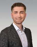 Sinan Yumusak, Teamleiter und Selbstständiger Finanzberater für die Deutsche Bank - GALLERY