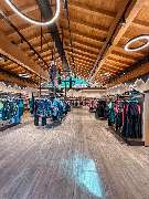 Skihütte - das Sporthaus in Reit im Winkl - Skihütte Wander- und Skibekleidung
