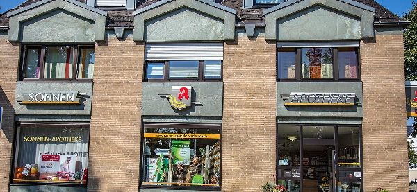 Sonnen-Apotheke - Aussenansicht der Sonnen-Apothek …