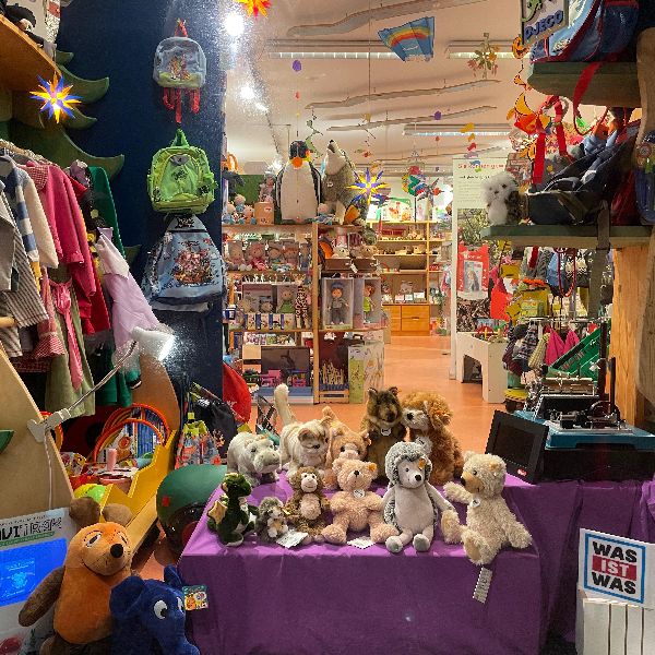 Spielzeugstübchen - GALLERY