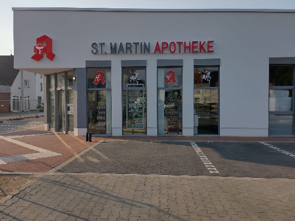 St. Martin-Apotheke - Aussenansicht der St. Martin …