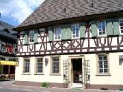 St. Michael-Apotheke - Aussenansicht der St. Michael-Apotheke