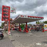 star Tankstelle - GALLERY