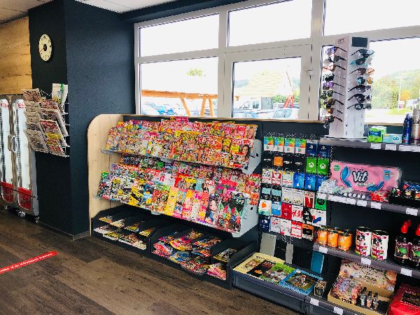 star Tankstelle - GALLERY
