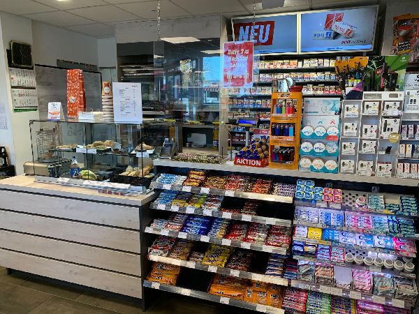 star Tankstelle - GALLERY