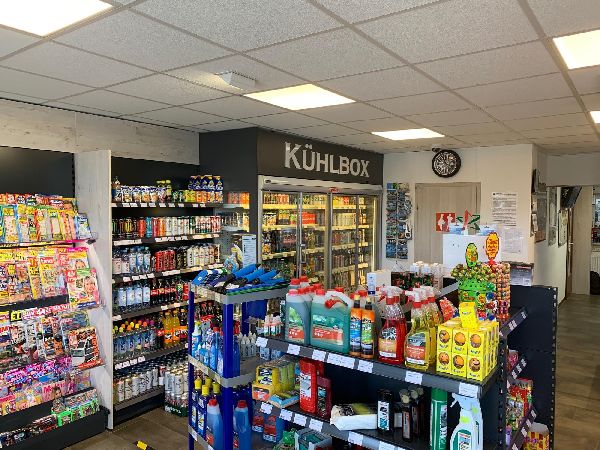 star Tankstelle - GALLERY