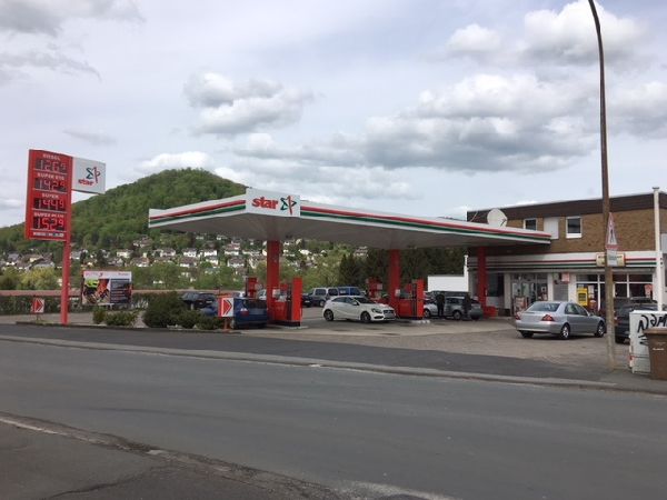 star Tankstelle - GALLERY