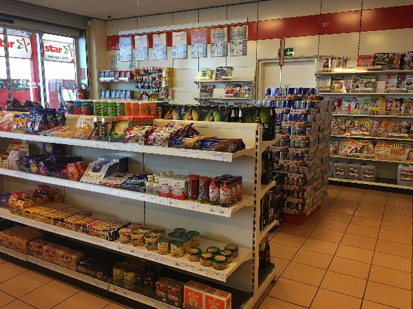 star Tankstelle - GALLERY