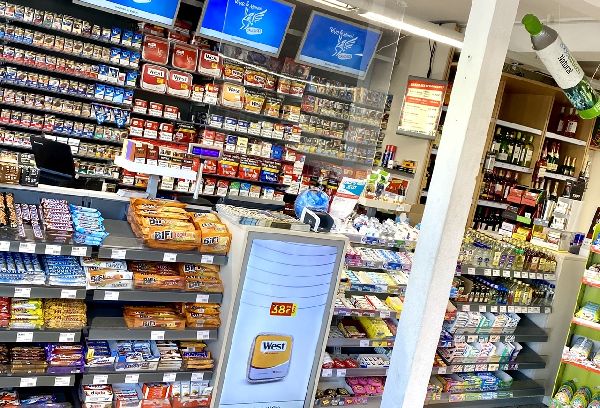 star Tankstelle - GALLERY