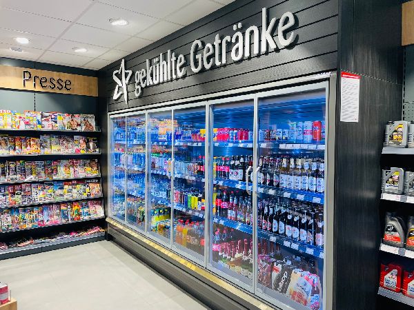star Tankstelle - GALLERY