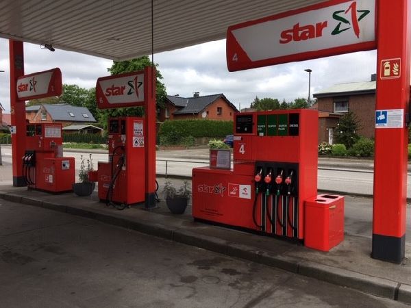 star Tankstelle - GALLERY