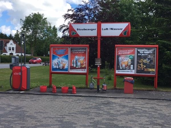 star Tankstelle - GALLERY