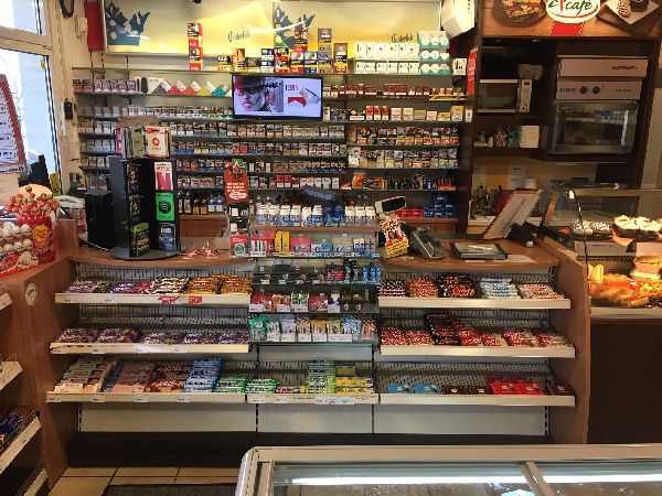 star Tankstelle - GALLERY
