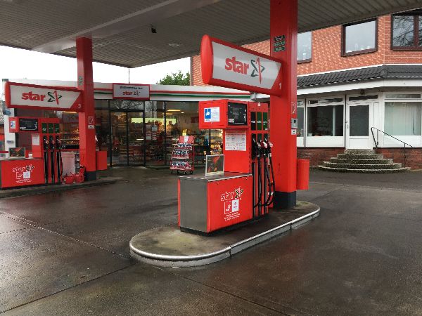 star Tankstelle - GALLERY